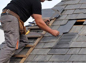 Roof Leaking Repair in Saticoy